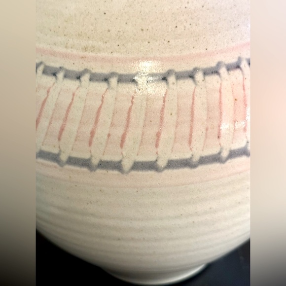 Vintage 80s Huge Studio Art Pottery Bulbous Artisan Vase Blue Rose Stripe Design - Picture 10 of 14